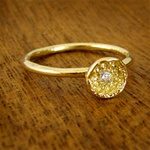Exquisite Nest Diamond Engagement Ring - Gold