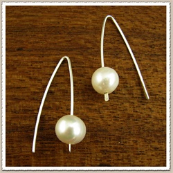 Single Pearl Drop Earrings